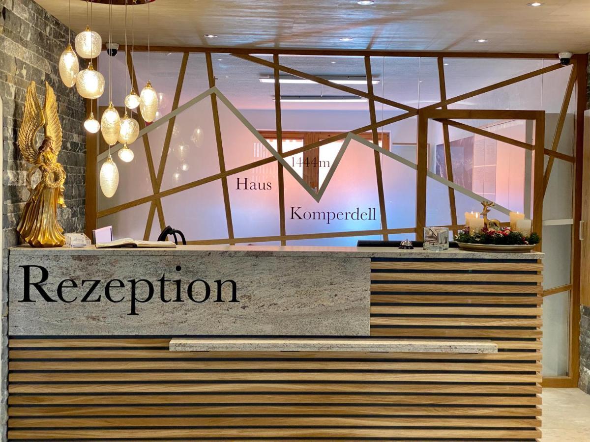 Hotel Komperdell แซร์เฟาส์ ภายนอก รูปภาพ