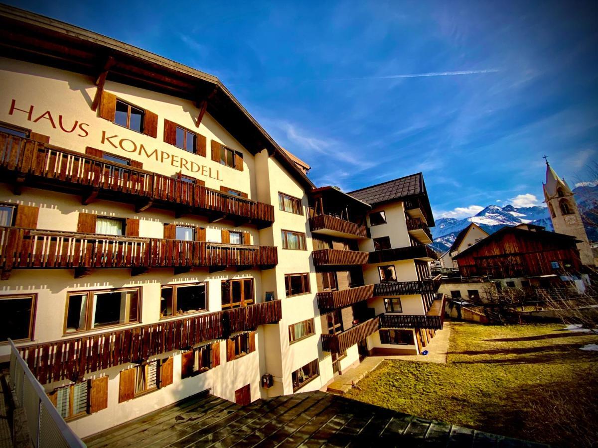 Hotel Komperdell แซร์เฟาส์ ภายนอก รูปภาพ